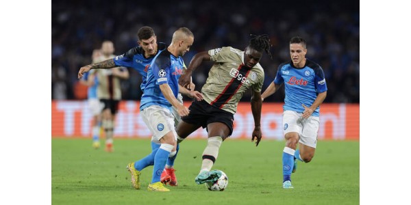 Napoli y Ajax diferentes estilos de espíritu futbolístico